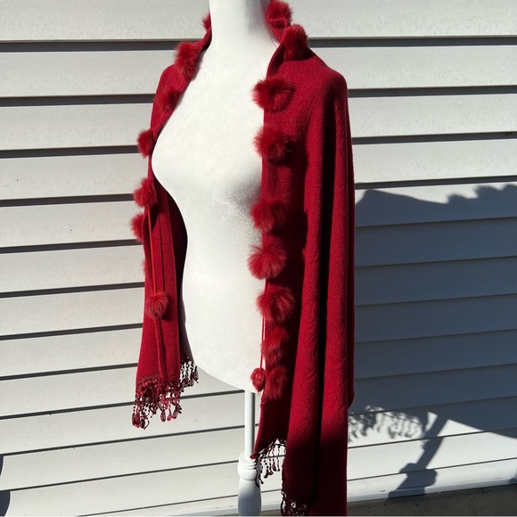 Red Wrap with Fur Pom Pom detail - Picture 3 of 9